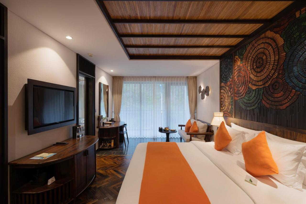 Курортный комплекс Amiana 5*